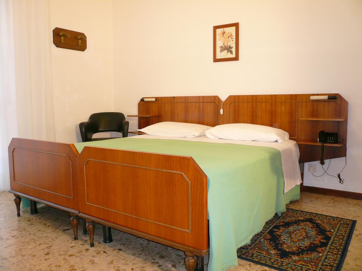 Albergo Ariston Tabiano Terme Eksteriør billede