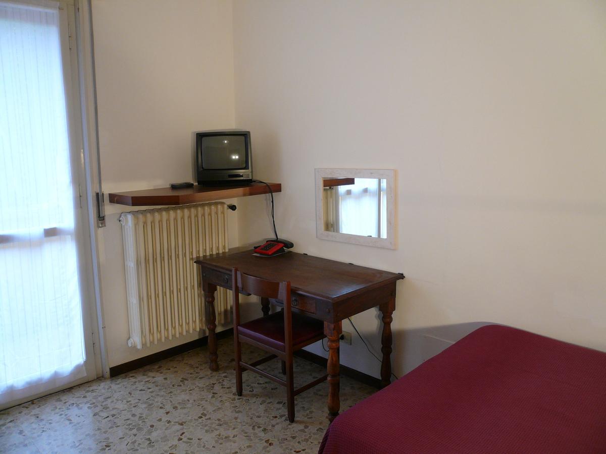Albergo Ariston Tabiano Terme Eksteriør billede