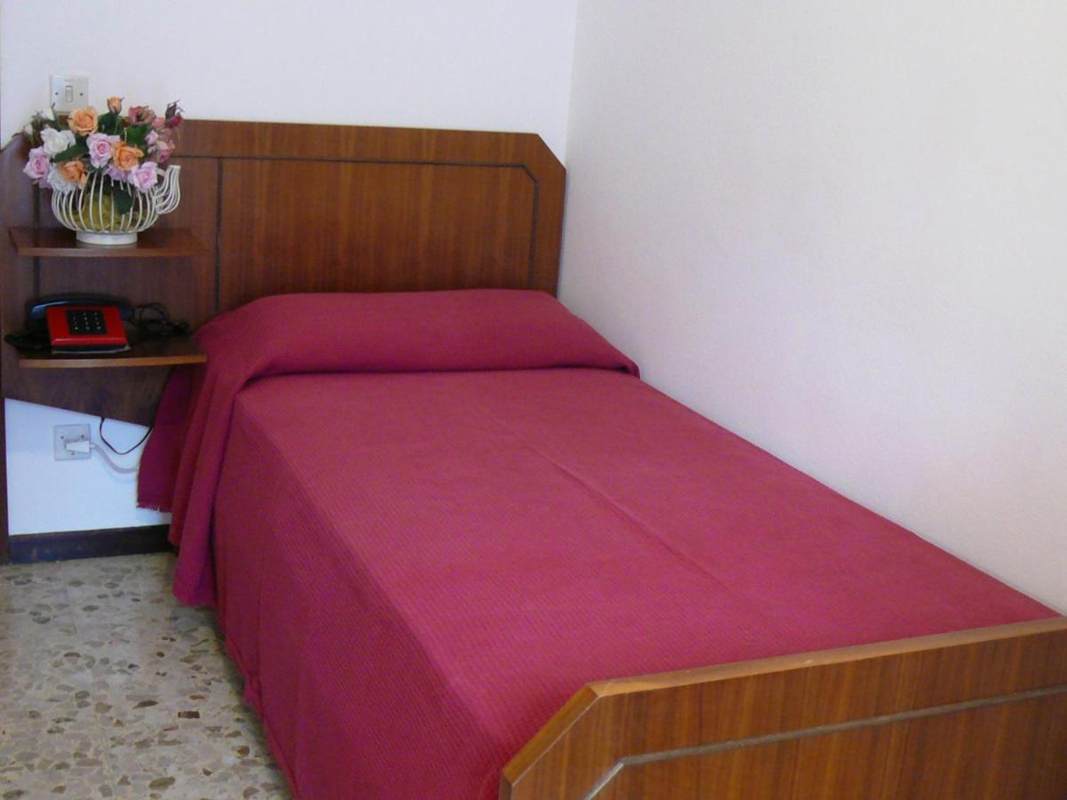 Albergo Ariston Tabiano Terme Eksteriør billede